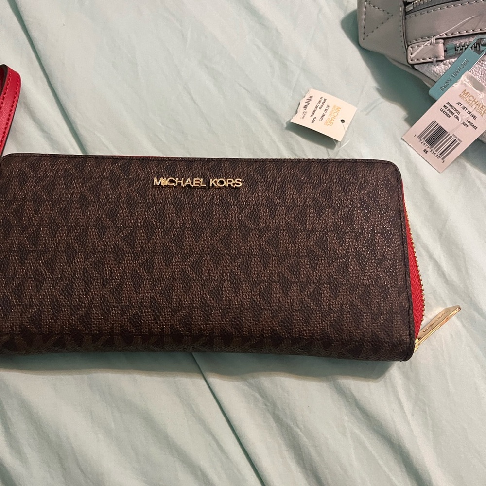 Michael Kors wallet